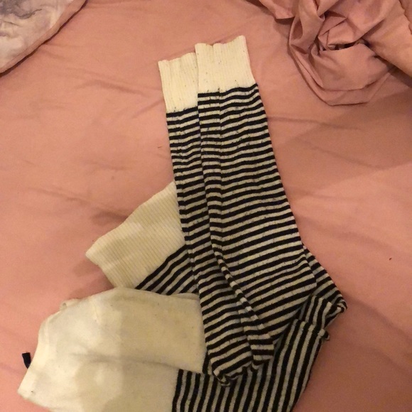 ⚡️Forever21 striped sweater - Picture 5 of 5